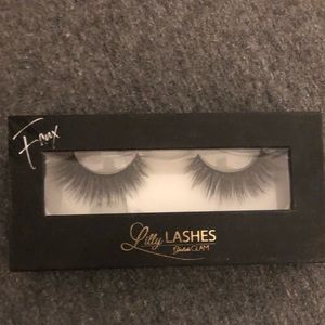 Lilly Lashes-NYC